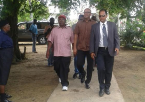 Former President Bharrat Jagdeo arriving at Whim Magistrate Court. [GT Mosquito Photo]