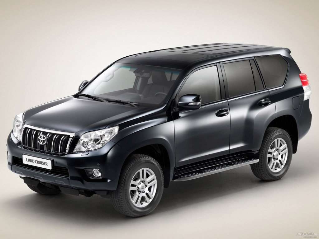 The vehicle utilized by the former AG, a Toyota Land Cruiser Prado, was similar to the one shown in this picture