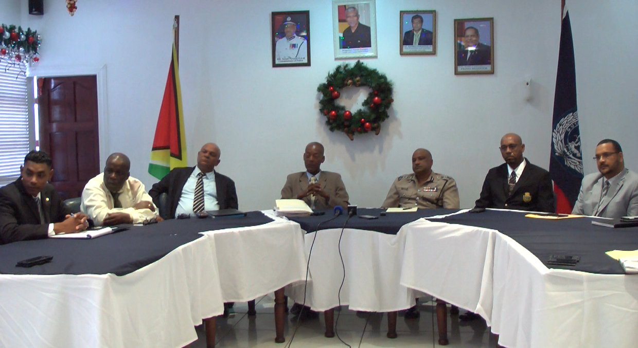 Police Commissioner Seelall Persaud (Third from right), Assistant Commissioner of Police Guno Roosenhoff of the Korps Politie Suriname (centre), CANU Head James Singh and other members of the Guyana – Suriname delegation